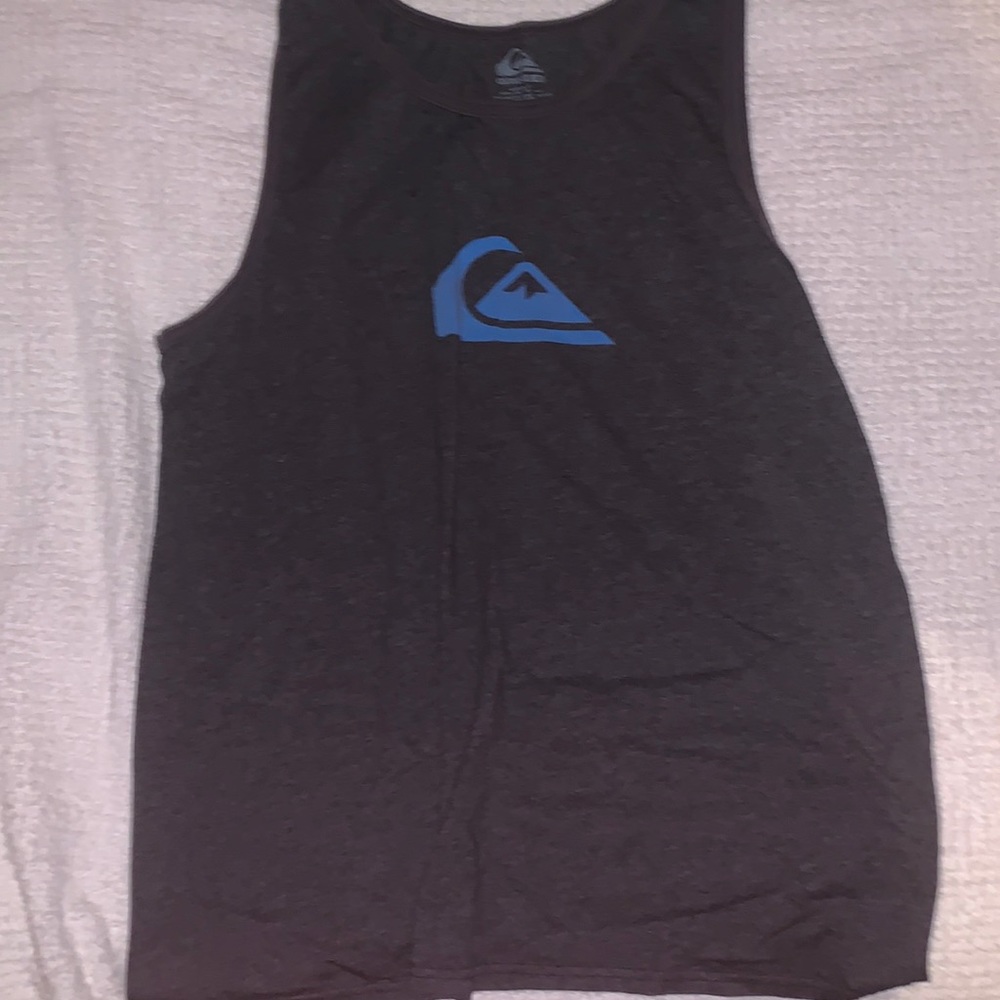 Brand: quicksilver, Size: XL, Color: grey, blue logo